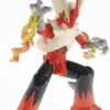 Mega Blaziken bygger själv en figur