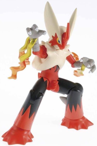 Mega Blaziken bygger själv en figur