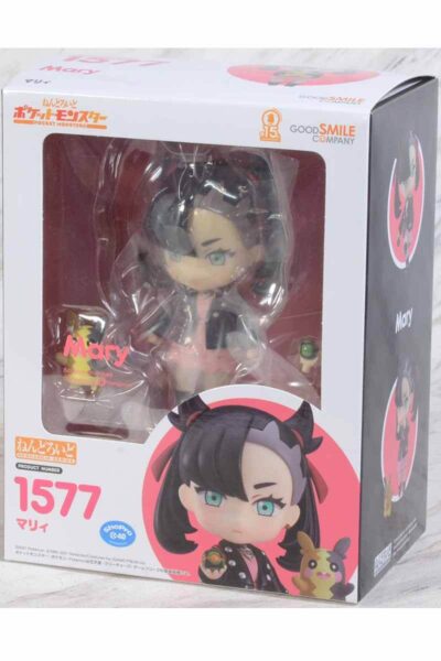Japansk utställningsfigur Marnie med Morpeko och Dusk Ball
