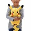 Stor japansk Pikachu-kramande björn